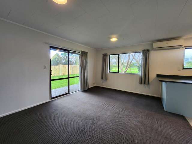 8b Carthew Street Okato_4