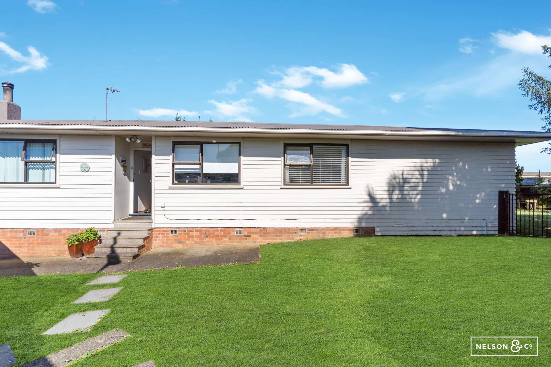 8 Ainsdale Place Manurewa_0