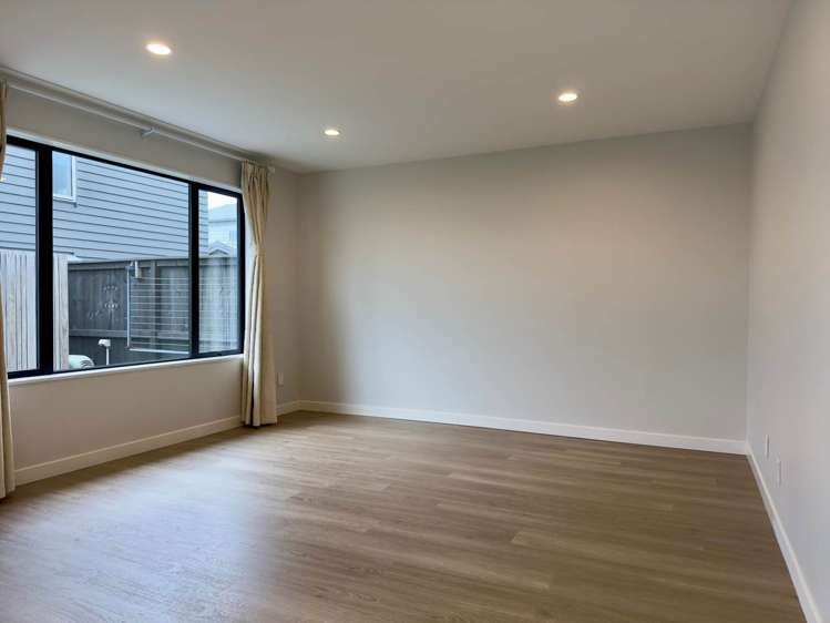 6 Henry Lloyd Place Millwater_4