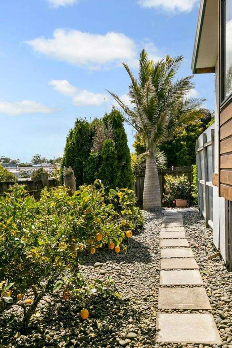 3/25 Captain Scott Road Glen Eden_14