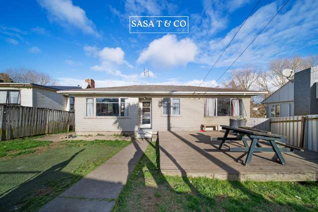 42 Williams Crescent Otara_1
