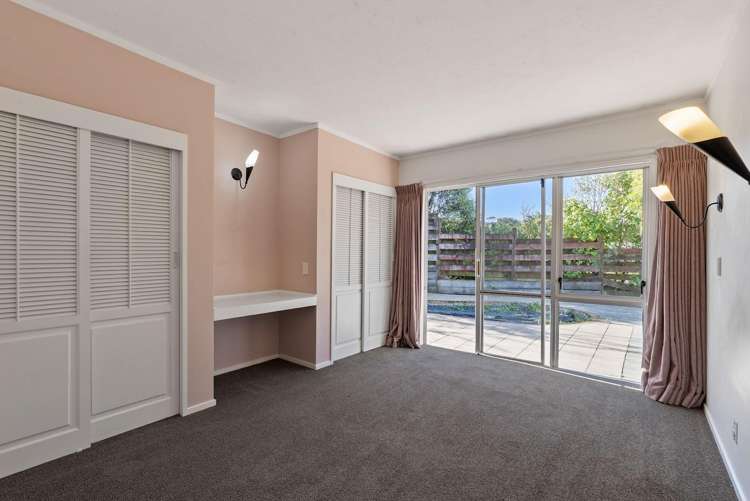 1 Fyvie Avenue Tawa_16