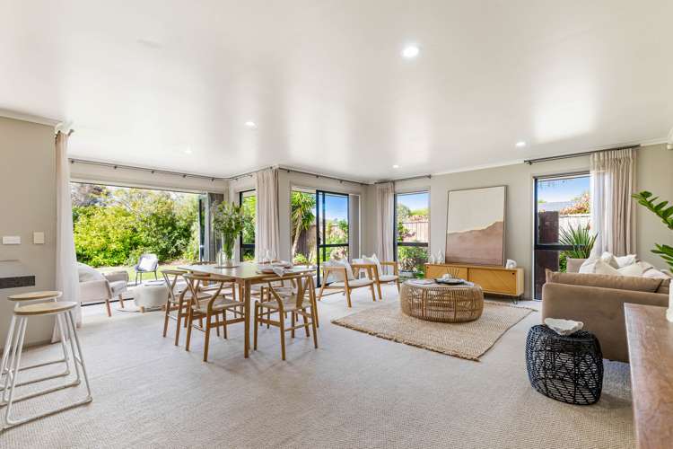 10 Grassfield Place Waimauku_12