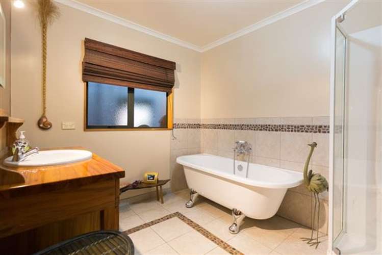 72a Eighty Eight Valley Road Wakefield_16