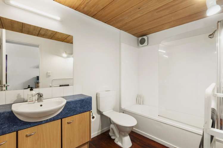 8/14 Alpha Street Te Aro_11