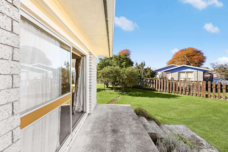 6 Dickens Place Leamington_23