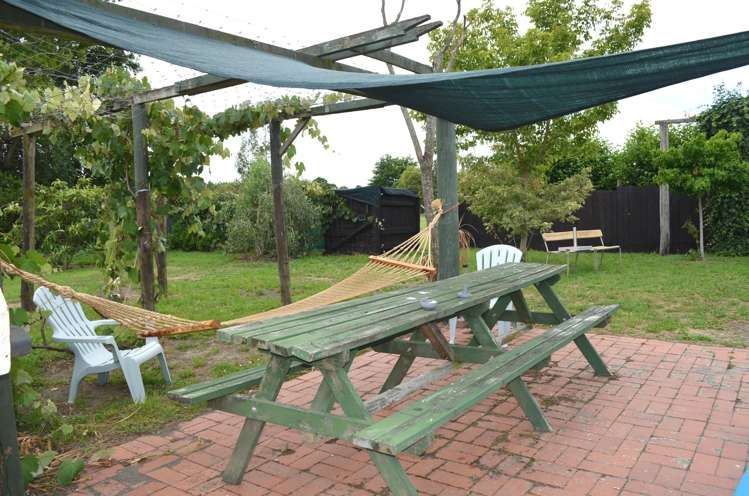 82 Bridge st Onga Onga_12