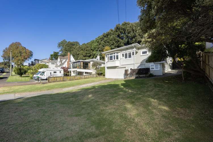 5 Budock Road Hillsborough_19