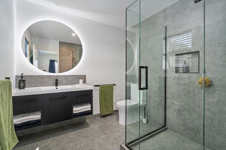 7 Panorama Parade Pauanui_22