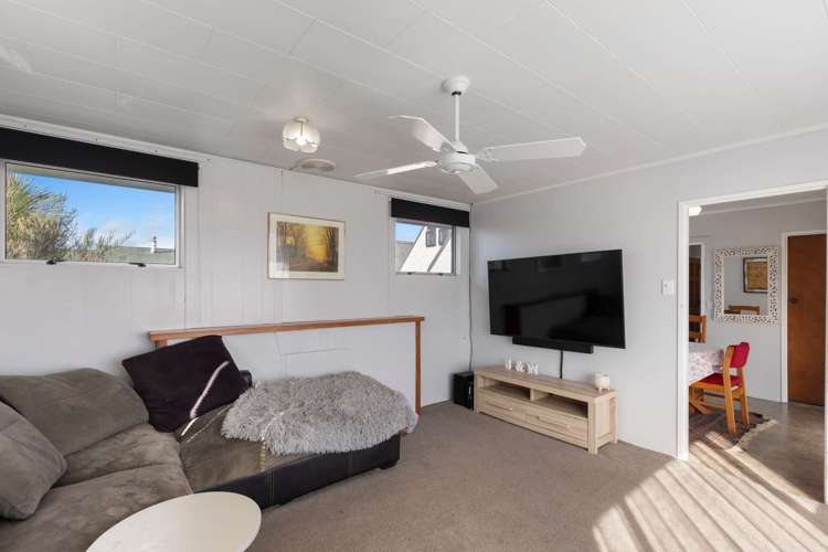 23 Lindsey Crescent Springvale_8