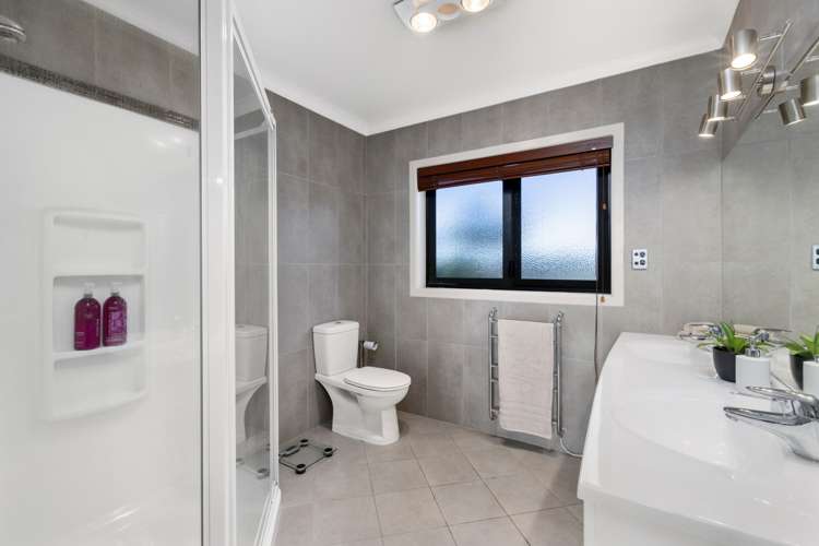 2 Santa Monica Drive Papamoa_27