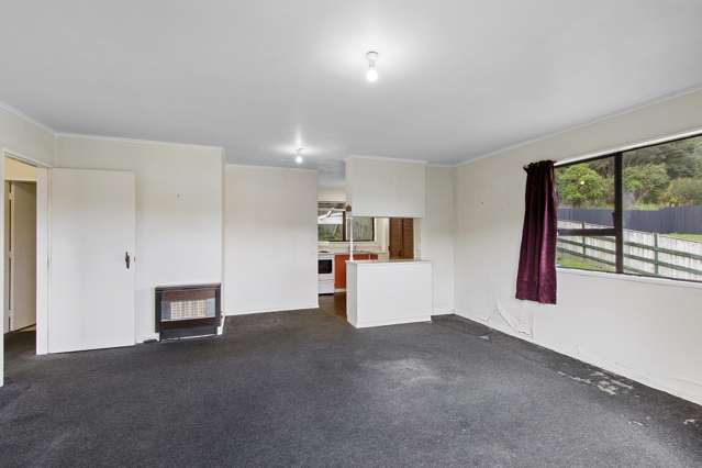 2/40 Trelawney Road Wainuiomata_1