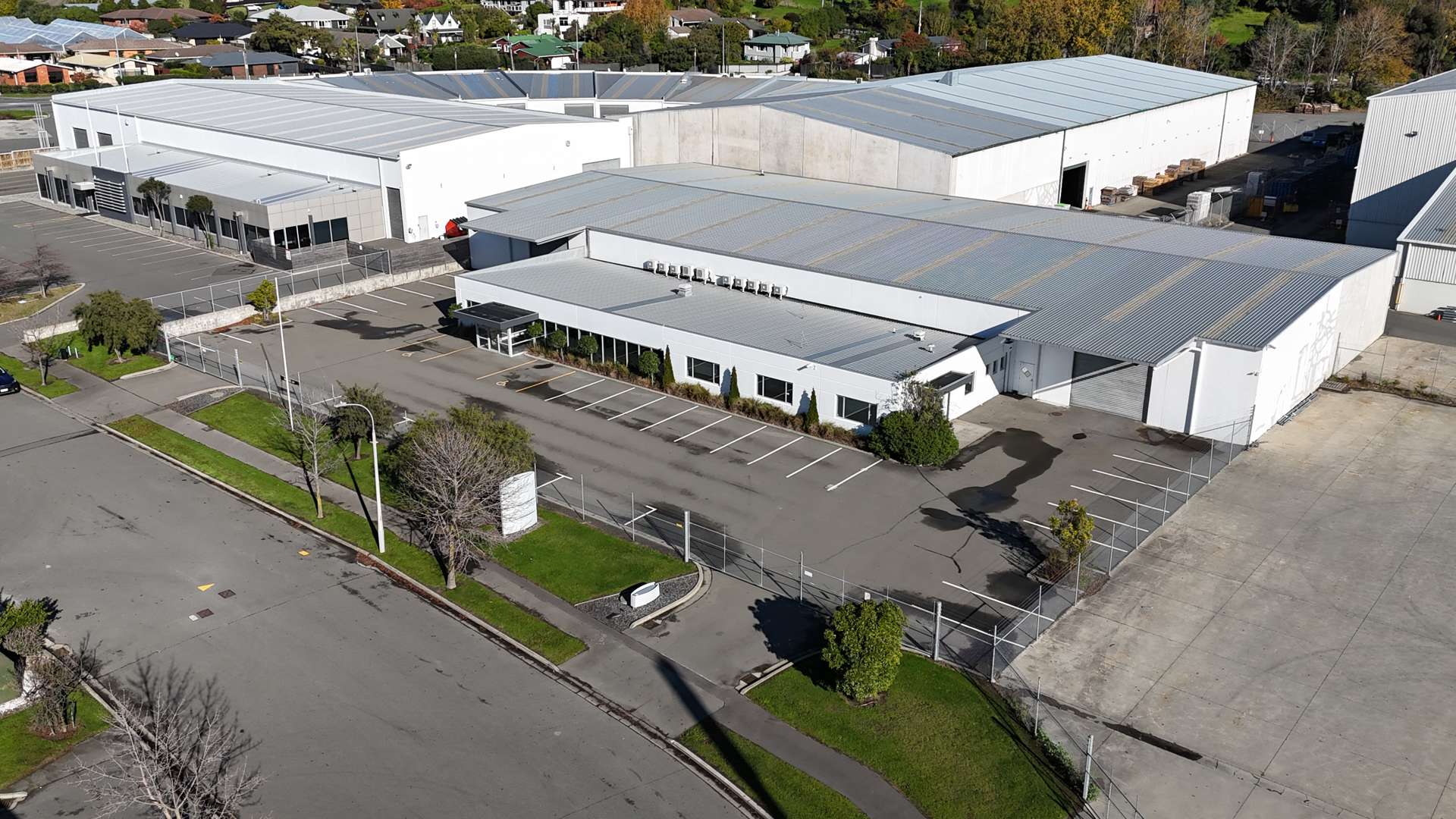 12 Lock Crescent Hillsborough_0