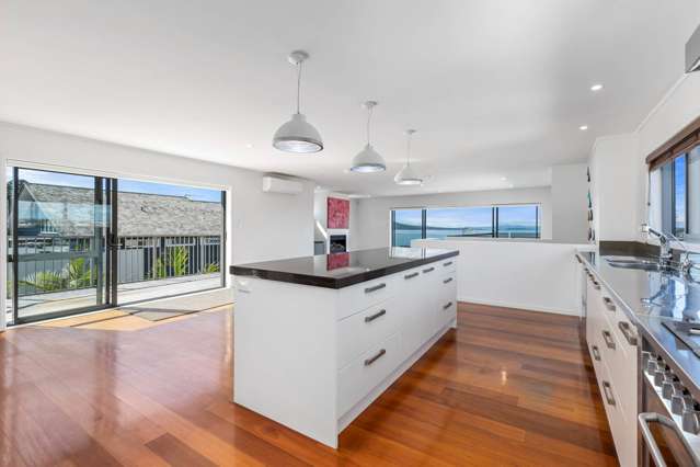 1/19 Seaview Road Castor Bay_4