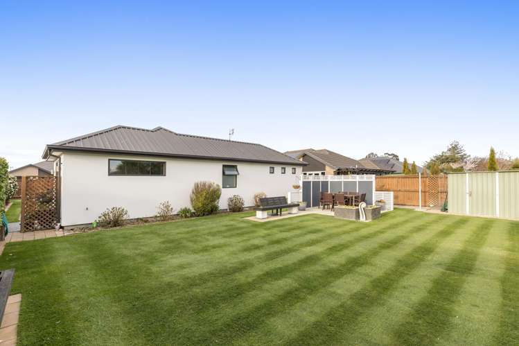 37 Little Oaks Drive Yaldhurst_17