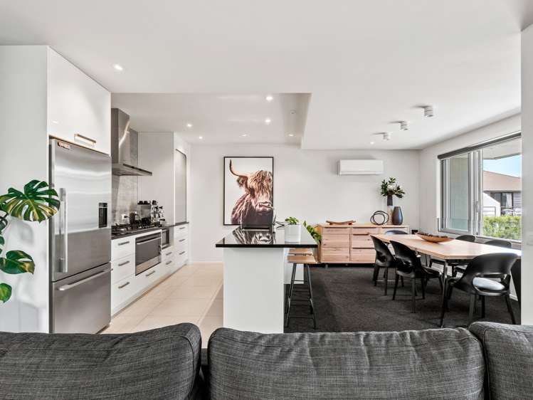 4/15 Melbourne Street Queenstown_5