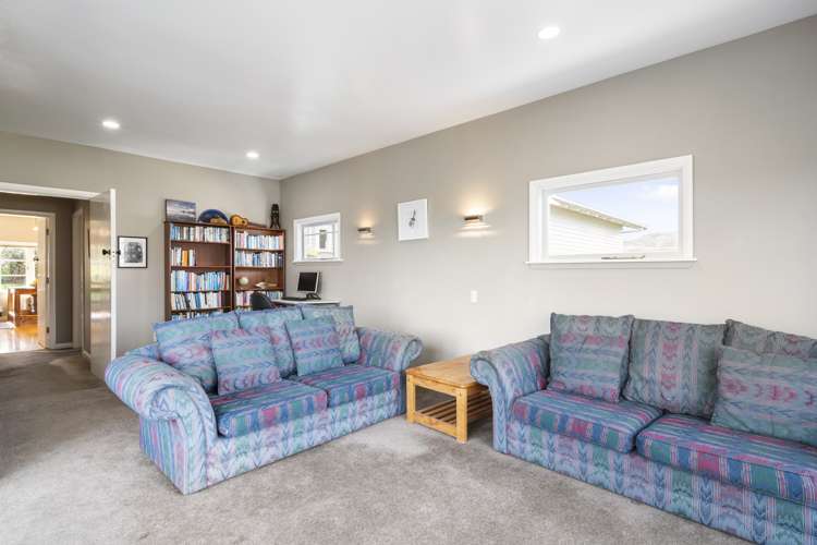 62 Stanley Crescent Beachville_13