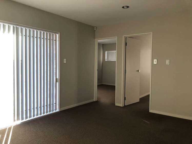 52 Killarney Drive Flat Bush_10