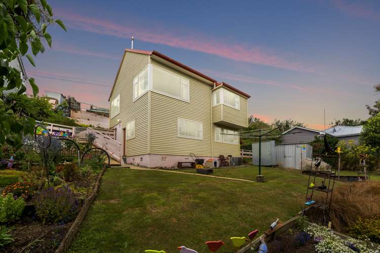 12 Rennie Street Green Island_19