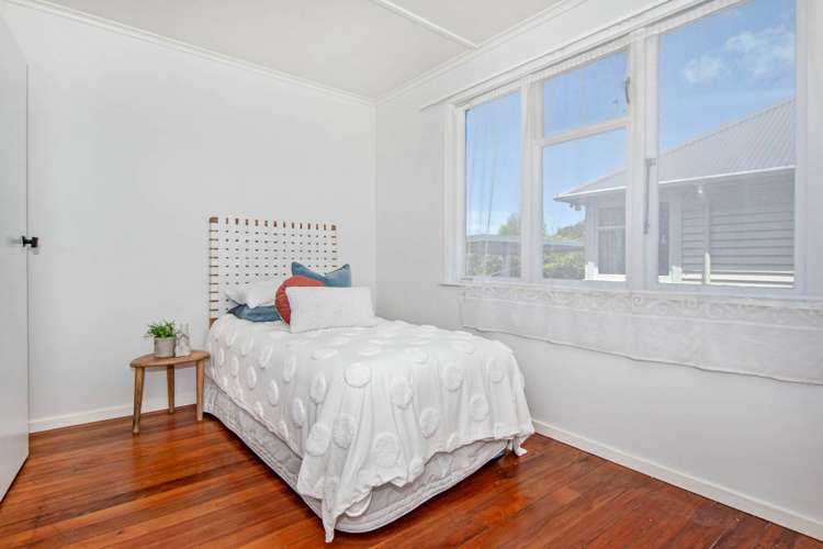 8 Mcclintock Street Whau Valley_9