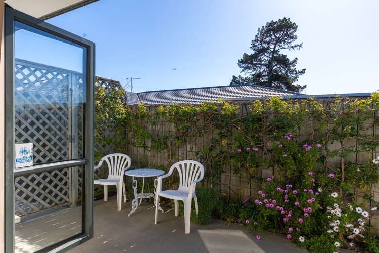 136 Maxwell Road Redwoodtown_21