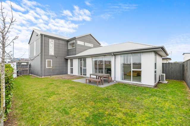 Standalone & Spacious!