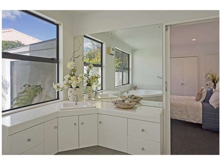 2 Masefield Street Stoke_16