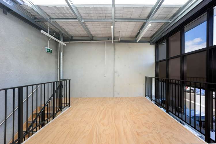 Unit 5/3 Pacific Rise Mt Wellington_11