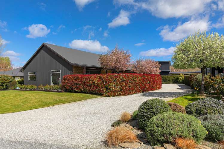 1 Missy Crescent, Mount Pisa_5