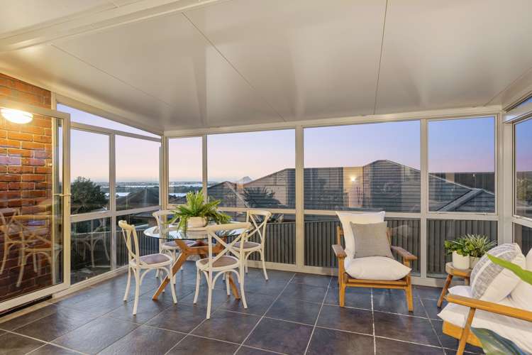 12 Aurora Avenue Welcome Bay_7