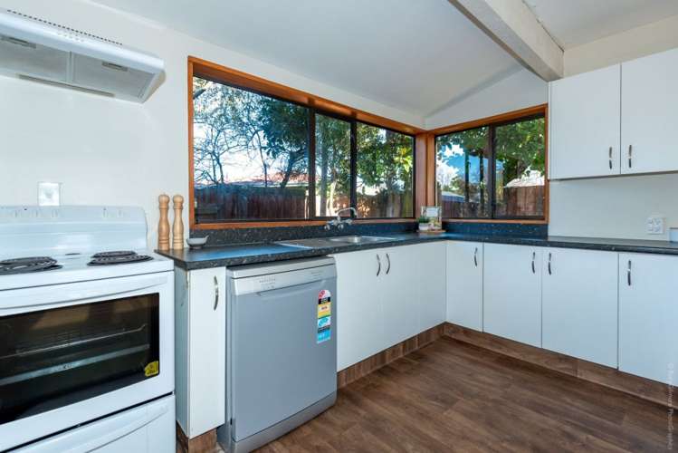 61 Torrens Road Hillmorton_11