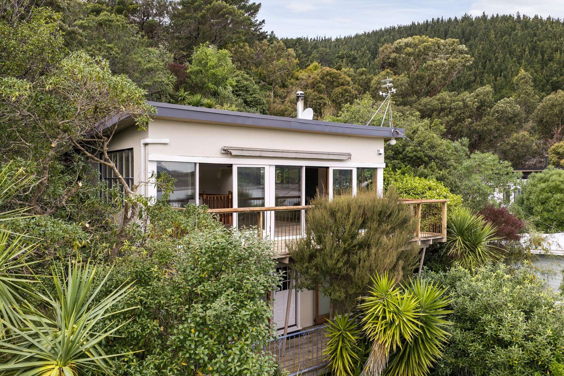 8 Bayview Road Charteris Bay_0