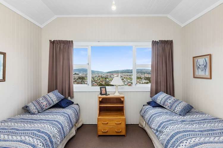 50 Easther Crescent Kew_16