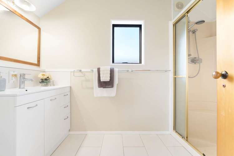 2/6 Corbett-Scott Avenue Epsom_13