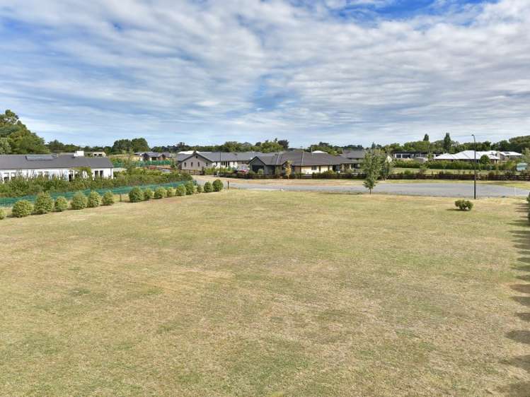 6 Elm Grove Amberley_5