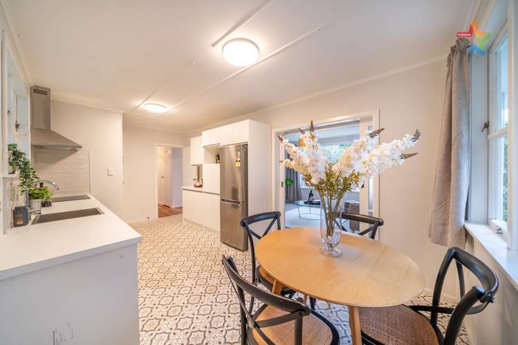 41 Bird Grove Stokes Valley_8