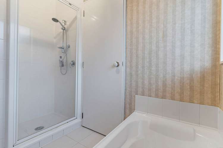 26 Farmdale Court Flat Bush_15