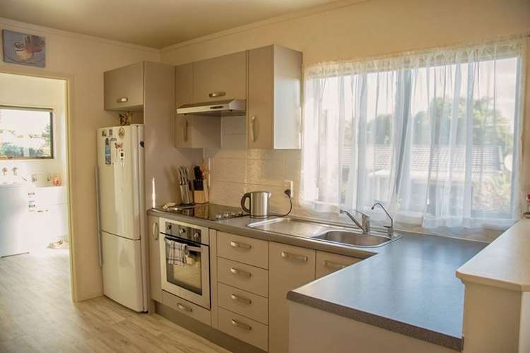 170 Carnoustie Drive Wattle Downs_10