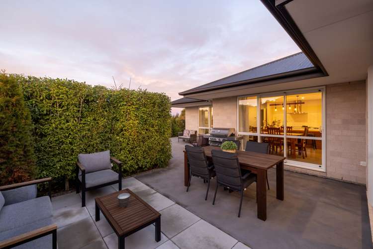 26 Pegasus Main Street Pegasus_20