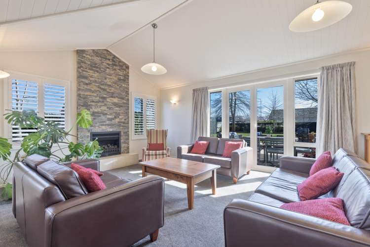 148 Regents Park Drive Casebrook_14