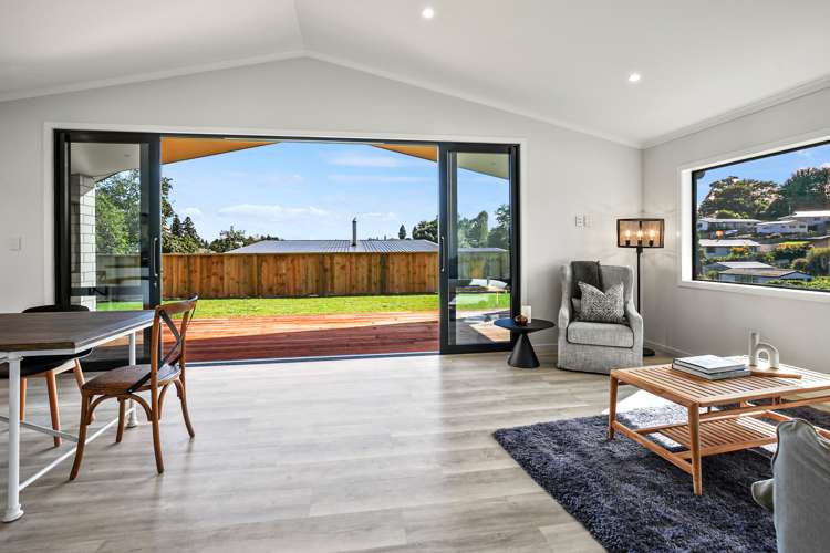 2/12 Whitmore Street Kihikihi_16