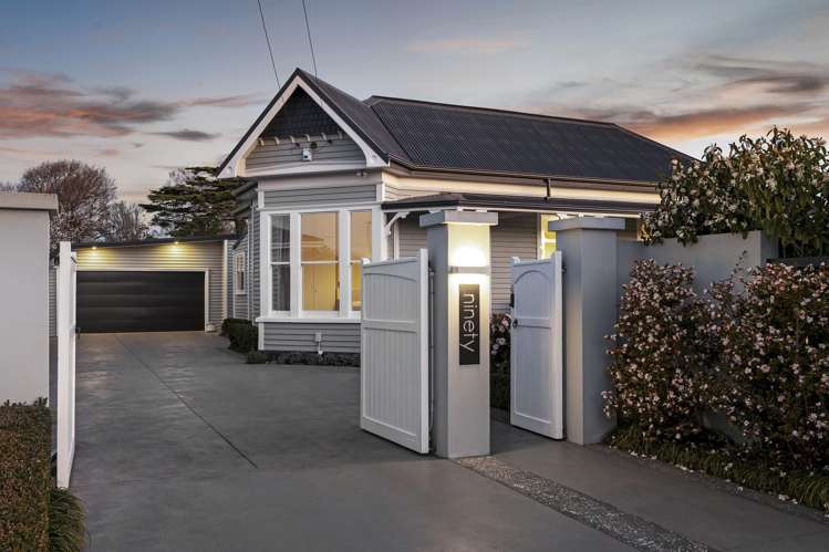 90 Hawthorne Street Strowan_23