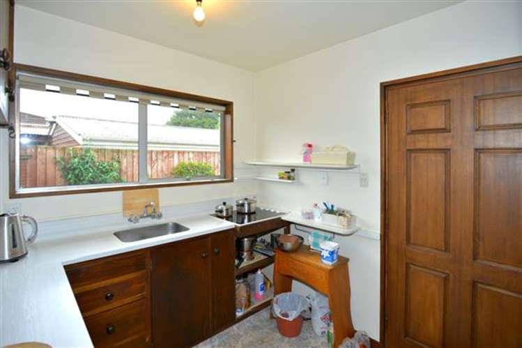 2a Hythe Lane Saint Martins_5