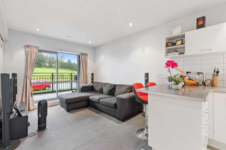 C9/71 Spencer Road Oteha_5