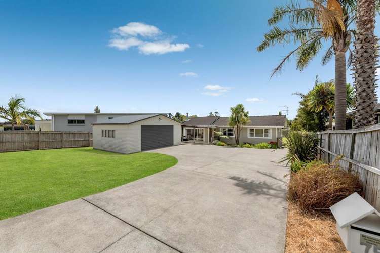 75 Karaka Road Beachlands_17