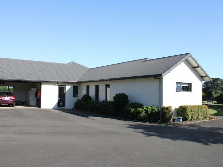 1355 Mountain Road Inglewood_25