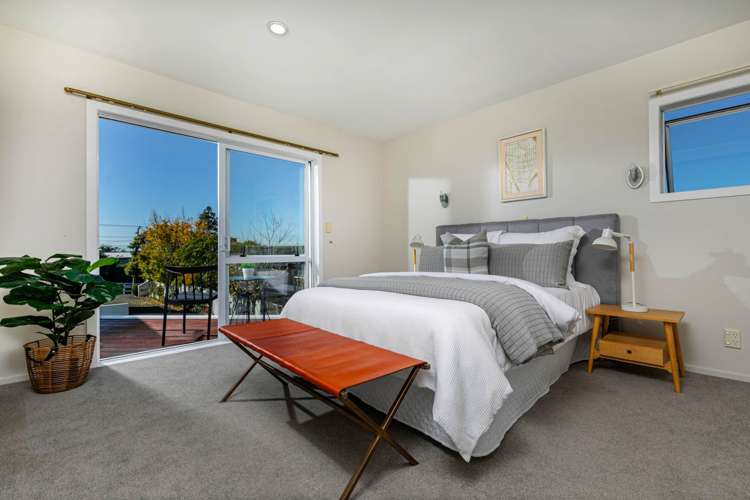 2/28 East Coast Road Milford_26