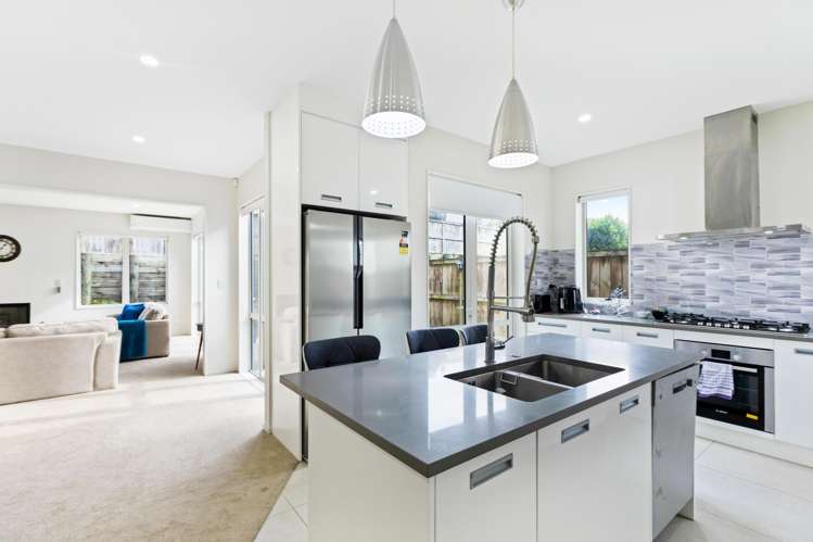 19 Edgewater Drive Karaka_2