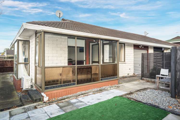 2/60a Somme Street Saint Albans_10