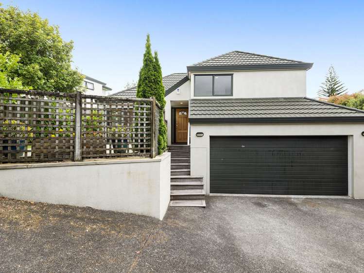 2/12 Mccahill Views Botany Downs_1